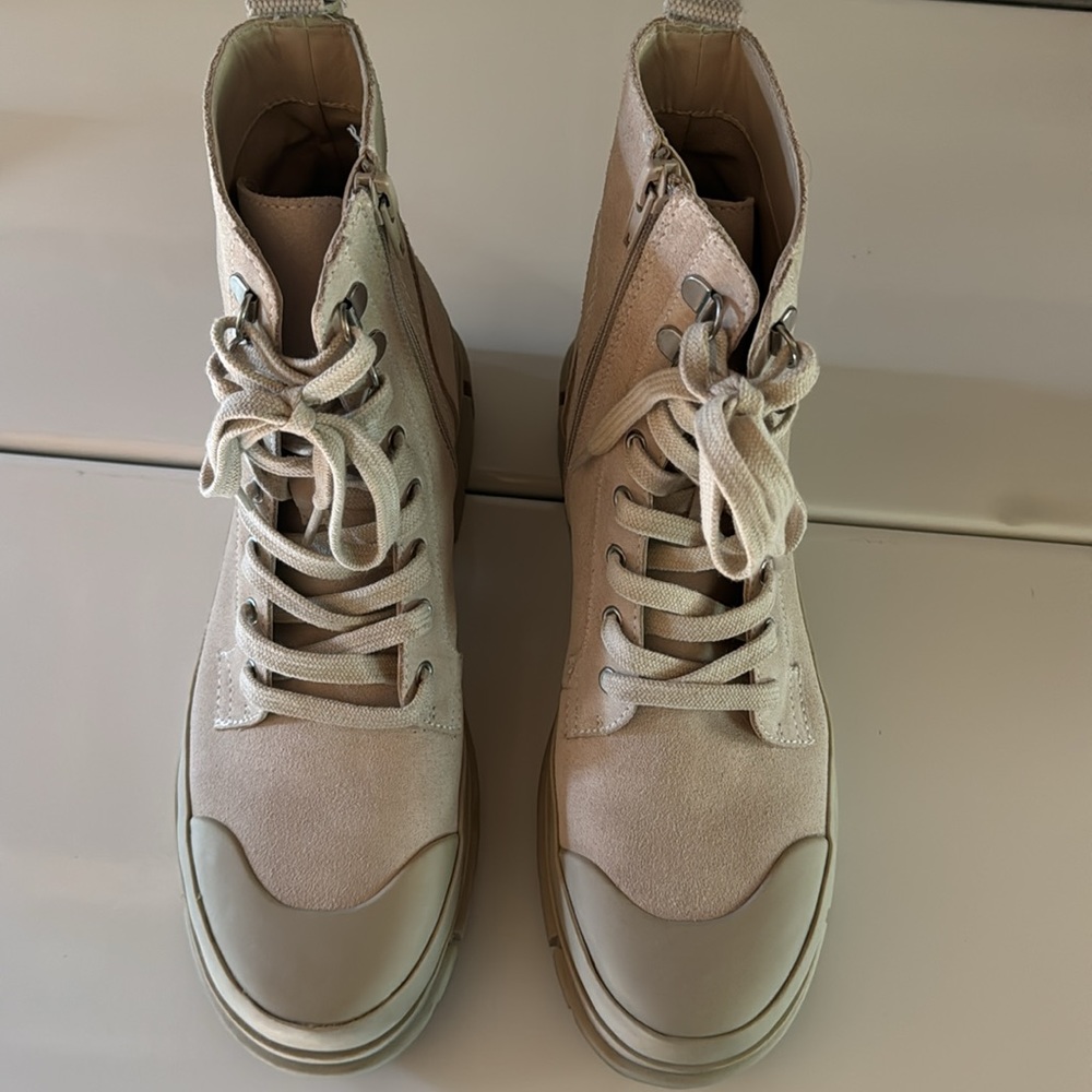 Ankle boot - Picture 7 of 8